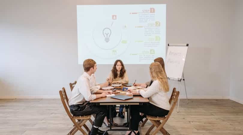 El TEAC aclara cómo tributa el IVA en la organización de eventos empresariales - Asega. Asesoría Fiscal y Laboral en Málaga Asega. Asesoría Fiscal y Laboral en Málaga pexels photo 6340621 1749629728